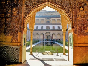 En la carretera en España 4: La maravilla del mundo Alhambra - Van Dam Estates