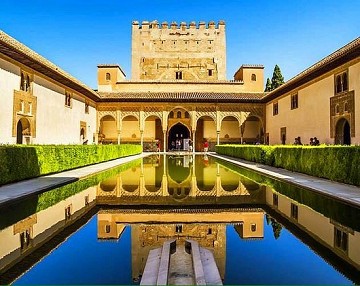 On the road in Spain 4 The world wonder Alhambra - Van Dam Estates