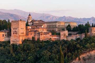 On the road in Spain 4 The world wonder Alhambra - Van Dam Estates