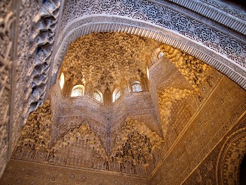 Unterwegs in Spanien 4: Das Weltwunder Alhambra - Van Dam Estates