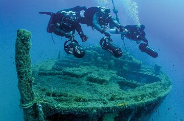 Diving on the costas for beginners and advanced - Van Dam Estates