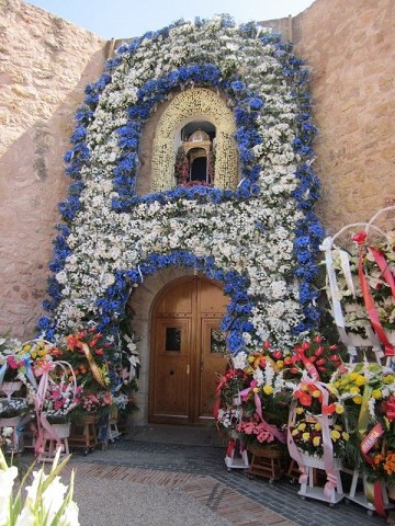 El papel central de la Virgen Loreto en Santa Pola - Van Dam Estates