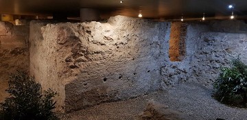 Underground in ancient Orihuela - Van Dam Estates