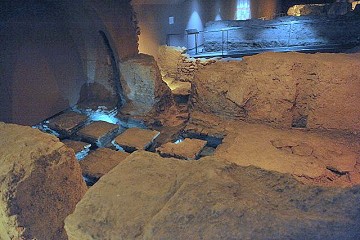 Underground in ancient Orihuela - Van Dam Estates