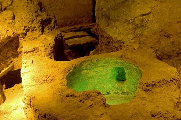Underground in ancient Orihuela - Van Dam Estates