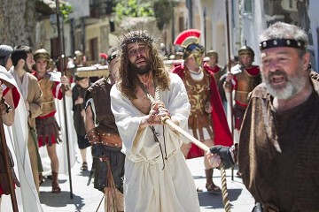 Easter week in Orihuela Big and exciting - Van Dam Estates