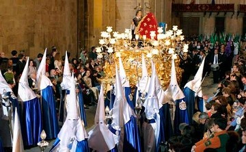 Osterwoche in Orihuela Groß und aufregend - Van Dam Estates