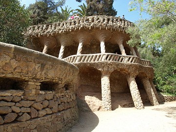 Unterwegs in Spanien 5: Erleben Sie Gaudis Barcelona - Van Dam Estates