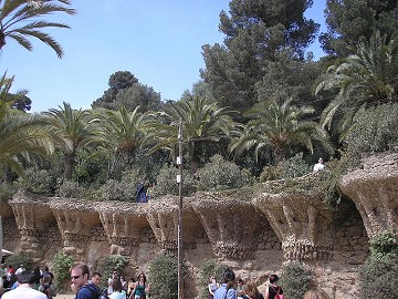 Onderweg in Spanje 5: Beleef Gaudi's Barcelona - Van Dam Estates