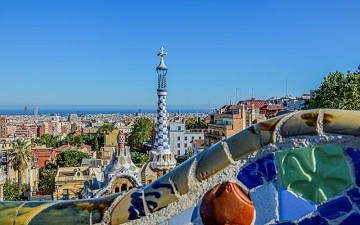 En la carretera en España 5: Experimente la Barcelona de Gaudí - Van Dam Estates