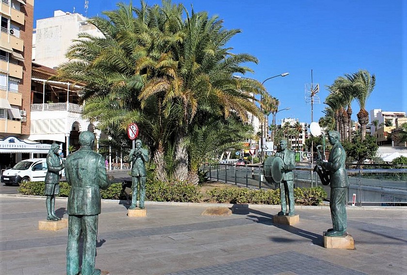 Muzikanten Torrevieja eren toen, nu en straks - Van Dam Estates