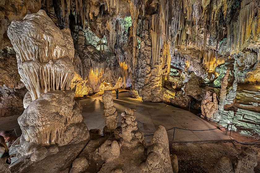 Unterwegs in Spanien 6: Höhlentour in Andalusien - Van Dam Estates