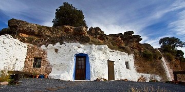 En la carretera en España 6: tour de cuevas en Andalucía - Van Dam Estates