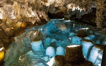 En la carretera en España 6: tour de cuevas en Andalucía - Van Dam Estates