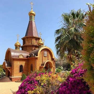 La iglesia rusa de madera en Altea - Van Dam Estates