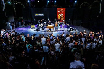 Einen Monat lang internationaler Jazz in San Javier - Van Dam Estates