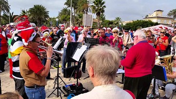 Christmas on the beach of La Zenia - Van Dam Estates