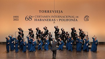 Habaneras choir singing known worldwide - Van Dam Estates