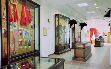 Visita a museos en Alicante - Van Dam Estates