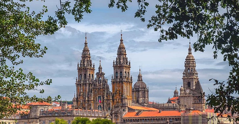 Tesoro español n.º 8: Catedral de Santiago - Van Dam Estates