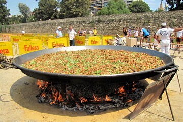 Gigantische paella pannen - Van Dam Estates