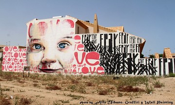 Los Alcázares promotes street art - Van Dam Estates