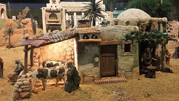 The Christmas story in miniature form - Van Dam Estates