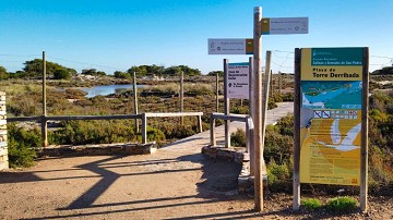 Un recorrido por las Salinas en San Pedro - Van Dam Estates