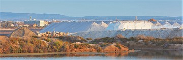 A tour along the Salinas in San Pedro - Van Dam Estates