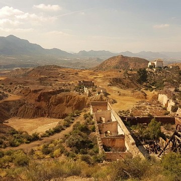 Mad Max y las minas de Mazarrón - Van Dam Estates