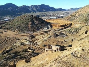 Mad Max and the Mines of Mazarrón - Van Dam Estates