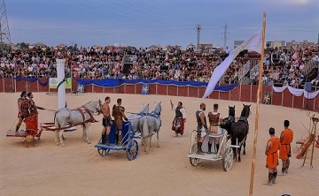 La guerra como inspiración para las fiestas - Van Dam Estates