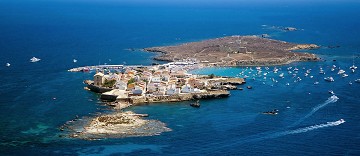 De tijd stond stil op Tabarca eiland - Van Dam Estates