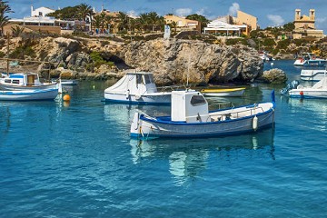 El tiempo se detuvo en la isla de Tabarca - Van Dam Estates