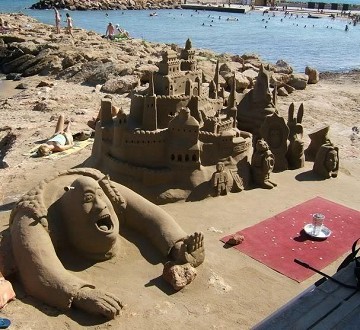 Arte de arena en las costas - Van Dam Estates