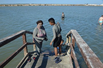 El efecto curativo de los baños de barro del Mar Menor - Van Dam Estates