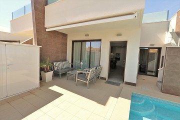 Bungalow mit privatem Pool in San Pedro del Pinatar - Van Dam Estates