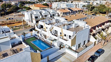 Centrally located in San Pedro del Pinatar - Van Dam Estates