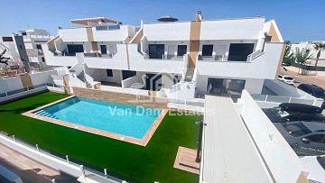 Centrally located in San Pedro del Pinatar - Van Dam Estates