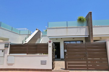 Bungalow con piscina privada en San Pedro del Pinatar - Van Dam Estates