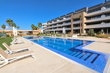 Luxury and atmospheric apartment in Flamenca Village Resort - Van Dam Estates