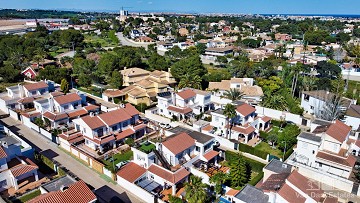 Traditional spanish villa in Dehesa de Campoamor - Van Dam Estates