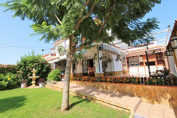 Traditional Spanish villa in Dehesa de Campoamor - Van Dam Estates