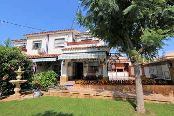 Traditionele Spaanse woning in Dehesa de Campoamor - Van Dam Estates