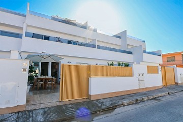 Helles, attraktives Haus in der Nähe des Boulevards und des Strandes - Van Dam Estates