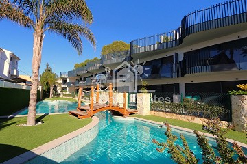Marau Beach Resort met zeezicht - Van Dam Estates