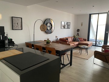 Lujoso bungalow Hakuna Matata en Santiago de la Ribera ?> - Van Dam Estates