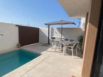 Luxuriöser Bungalow Hakuna Matata in Santiago de la Ribera - Van Dam Estates