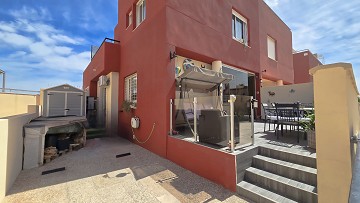 Stilvoll Renoviertes Haus in El Presidente ?> - Van Dam Estates
