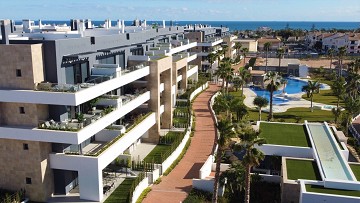 Luxury family apartment on South in Flamenca Resort close to beach & Zenia Boulevard - Van Dam Estates